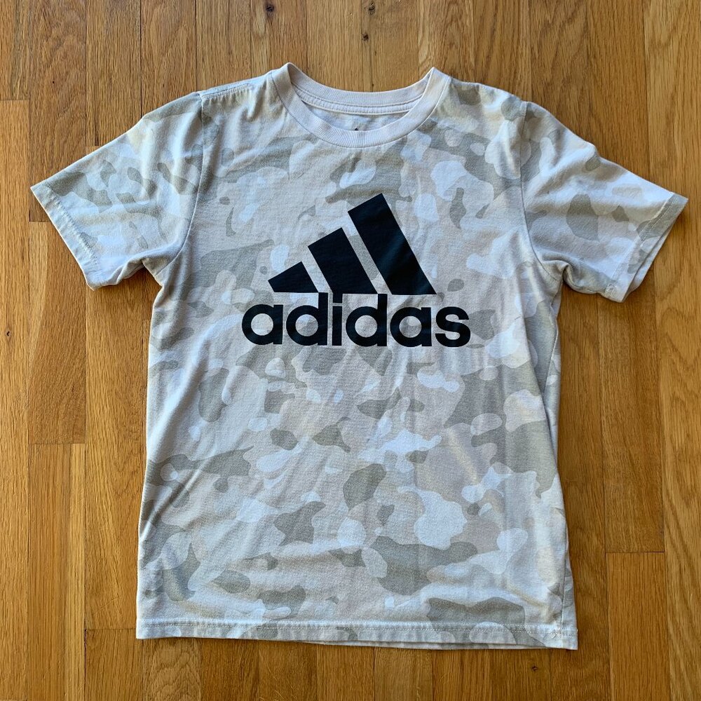 Adidas Camo T-shirt Boys Medium Size 10-12